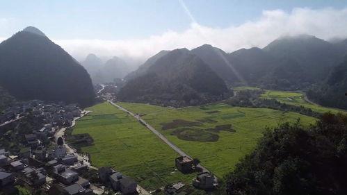 黔西南爆料视频,揭秘当地独特风情与民生现状 第1张 黔西南爆料视频,揭秘当地独特风情与民生现状 第1张
